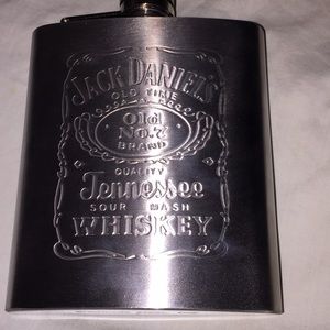 Whiskey flask